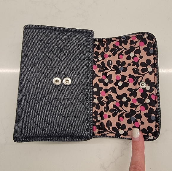 Vera Bradley Riley Dark Denim Quilted Zipper Wallet RFID Protection - Picture 3 of 9